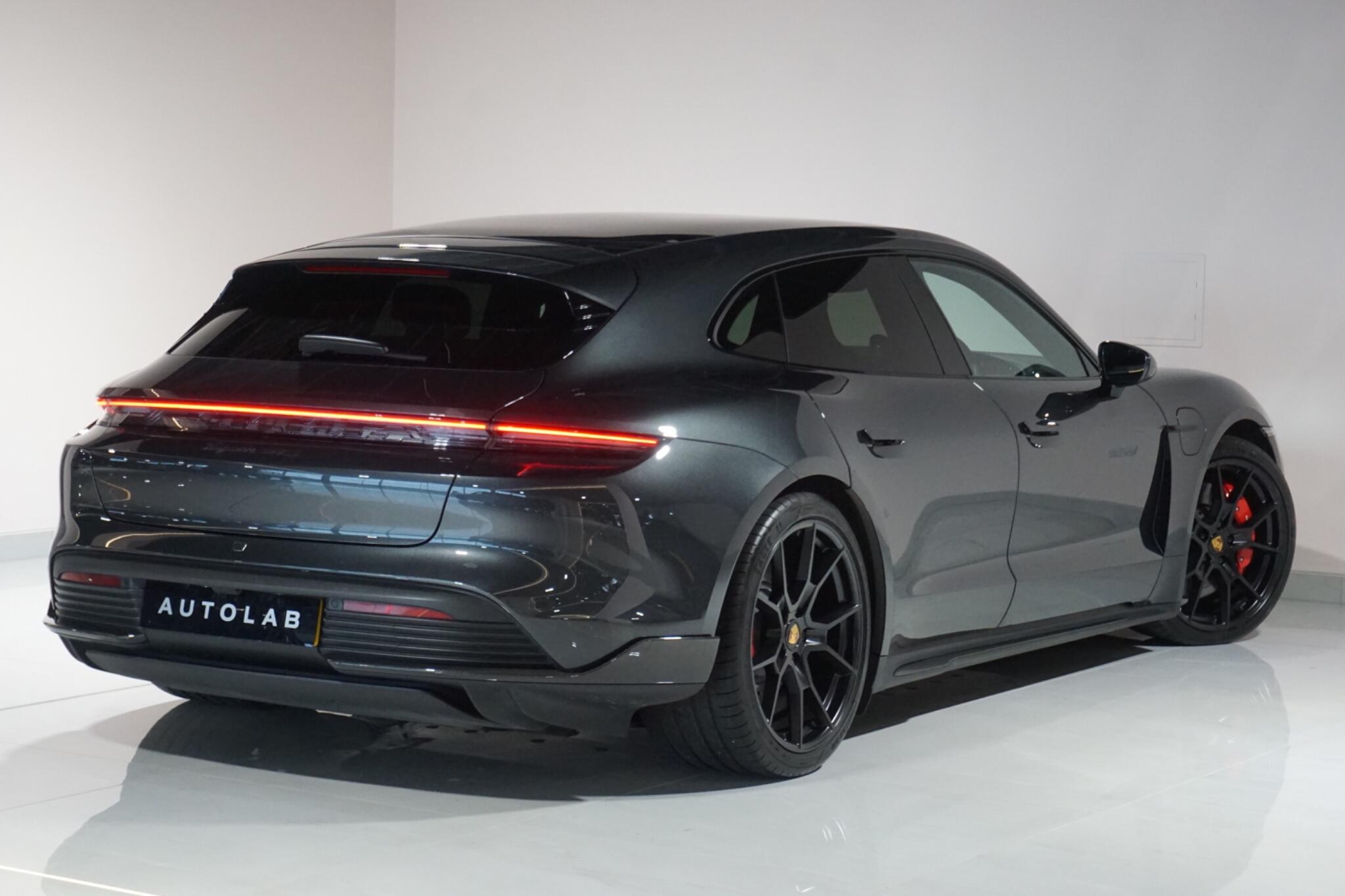 Porsche Taycan Performance Plus 93.4kWh GTS Sport Turismo 5dr Electric Auto 4WD (11kW Charger) (598 ps)